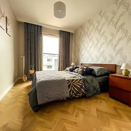 شقة Apartament Na Osiedlu Bajkowym بوزنان